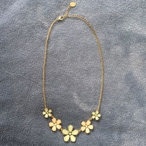 Claire’s Flower necklace